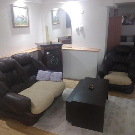 Goksi Apartment Subotica Bagian luar foto